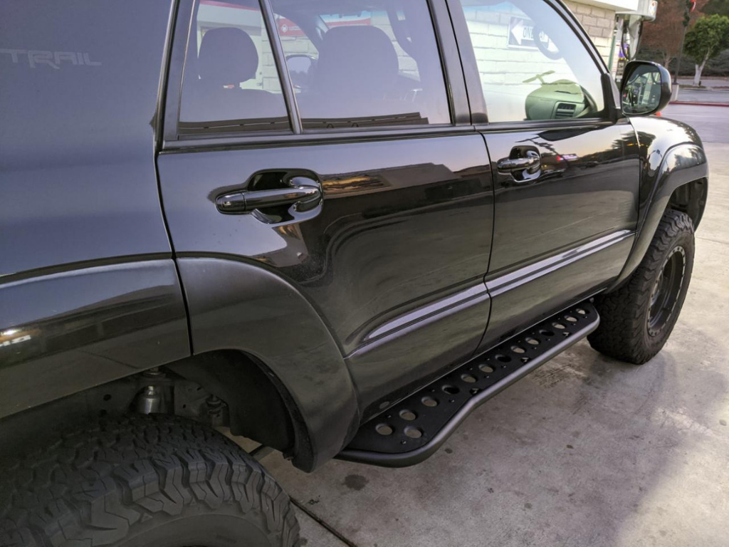 2003-2009 TOYOTA 4RUNNER STEP EDITION BOLT ON ROCK SLIDERS BY CALI RAISED LED